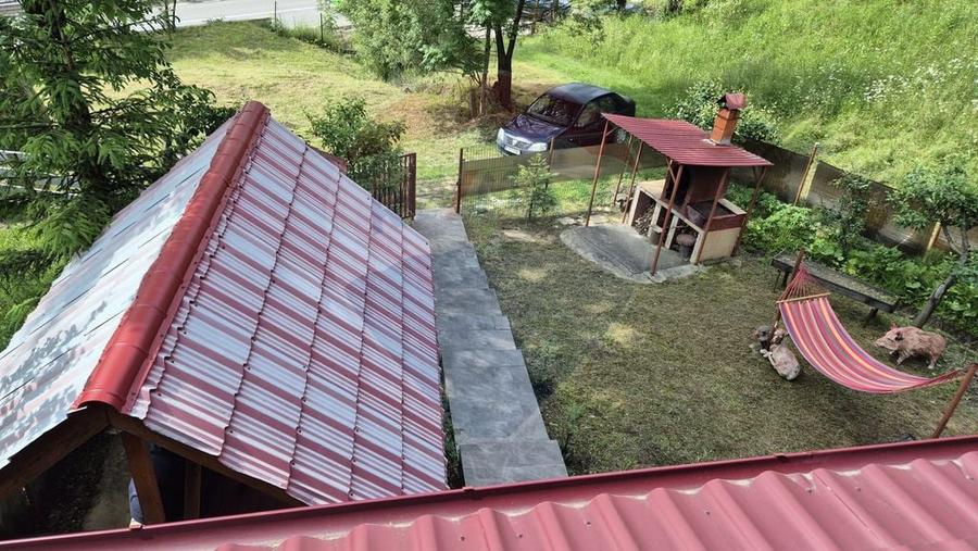 Casă cu 3 camere cu Teren 863 Mp în Dolhești
