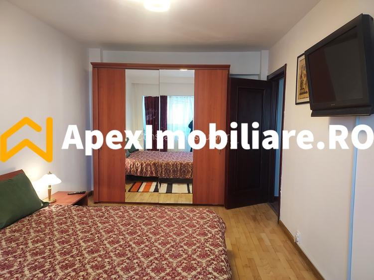 Apartament cu 3 camere decomandat, mobilat în Decebal