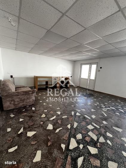 Spațiu comercial, de 110 mp, în Central