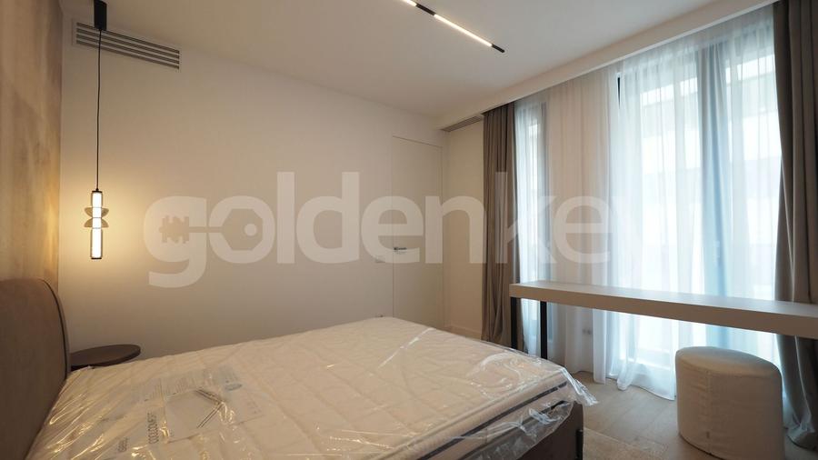 Apartament cu 4 camere semidecomandat, mobilat în Aviatorilor