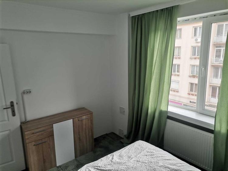 Apartament cu 2 camere semidecomandat în Ultracentral