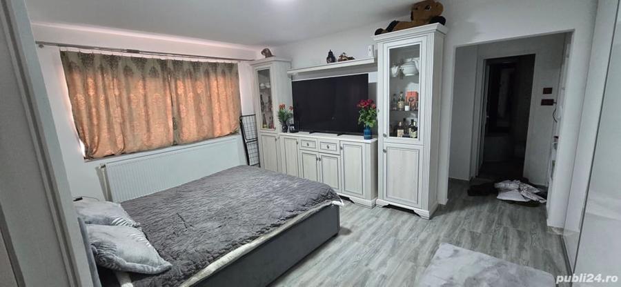 Apartament cu 2 camere în Rovinari