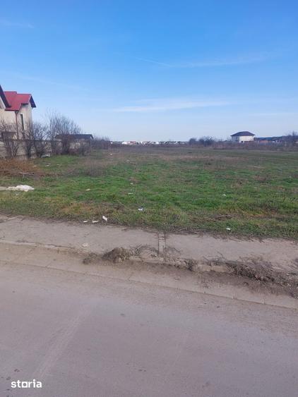 Teren de 3900 mp, în Cornetu