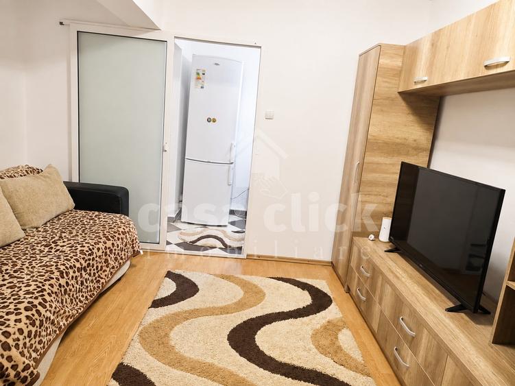 Apartament cu 2 camere decomandat în Micro 14