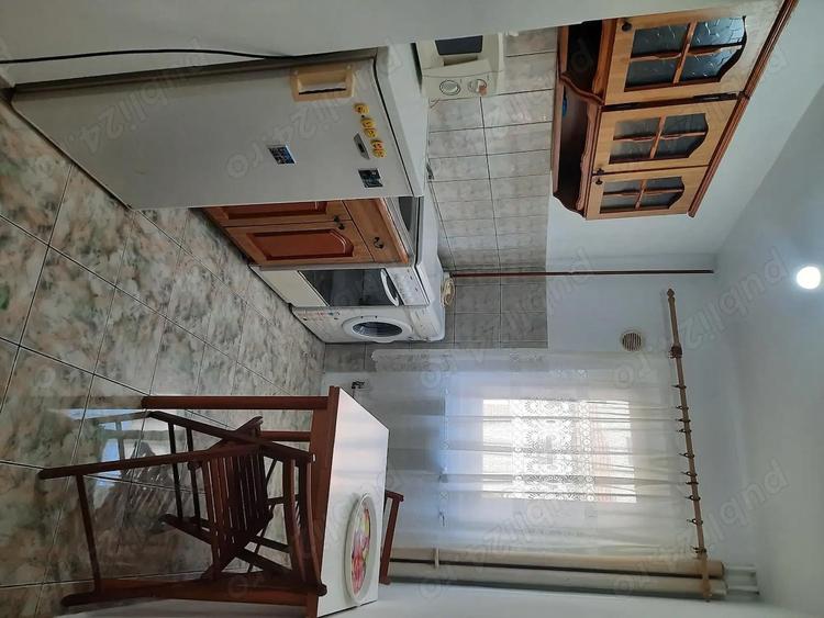 Garsonieră decomandată în Complex Studențesc