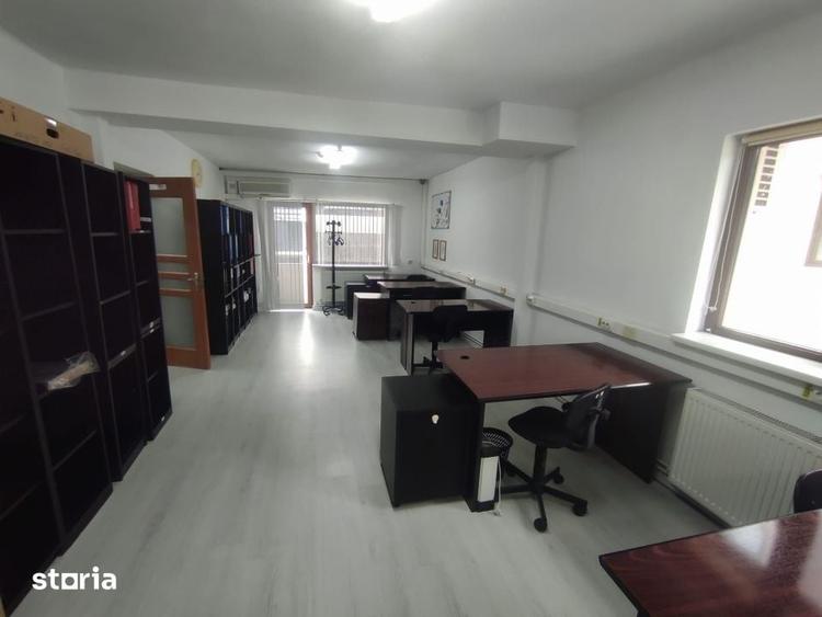 Spațiu comercial, de 200 mp, în 1 Mai