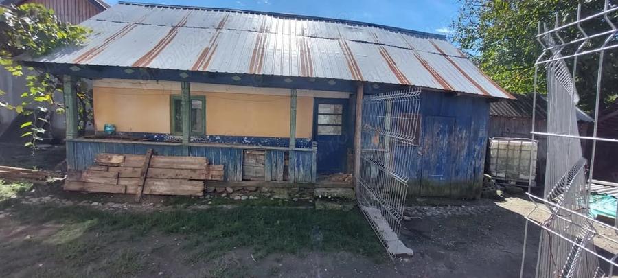 Casă în Frâncești
