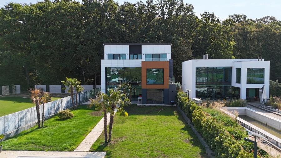 Casă cu 5 camere cu Piscina în Snagov