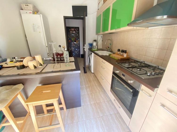 Apartament cu 2 camere decomandat în Central