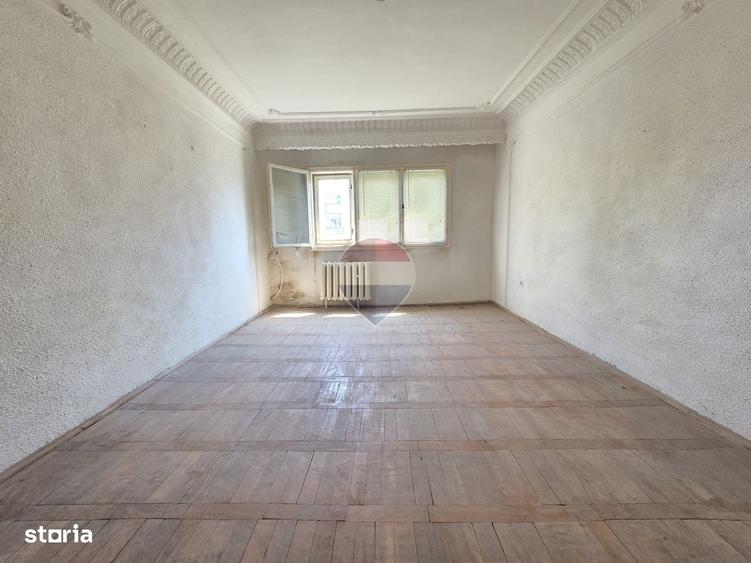 Apartament 2 camere | Central Focsani | Necesita Renovare - 1