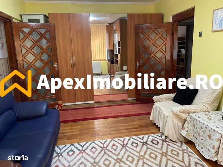 Apartament cu 3 camere în Vatra Luminoasă
