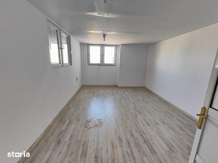 Spațiu comercial, de 550 mp, în Bartolomeu