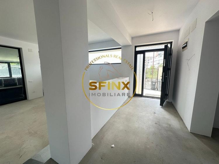 Duplex cu 7 camere cu Canalizare în Pipera