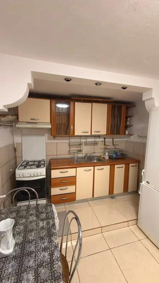 Apartament cu 2 camere decomandat în Traian