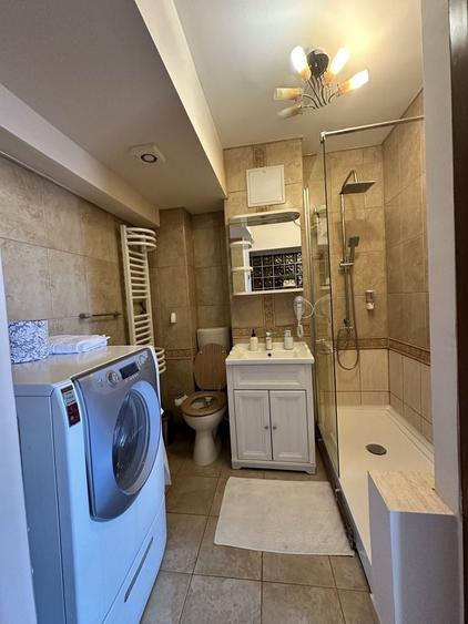 Apartament cu 2 camere decomandat în Ultracentral