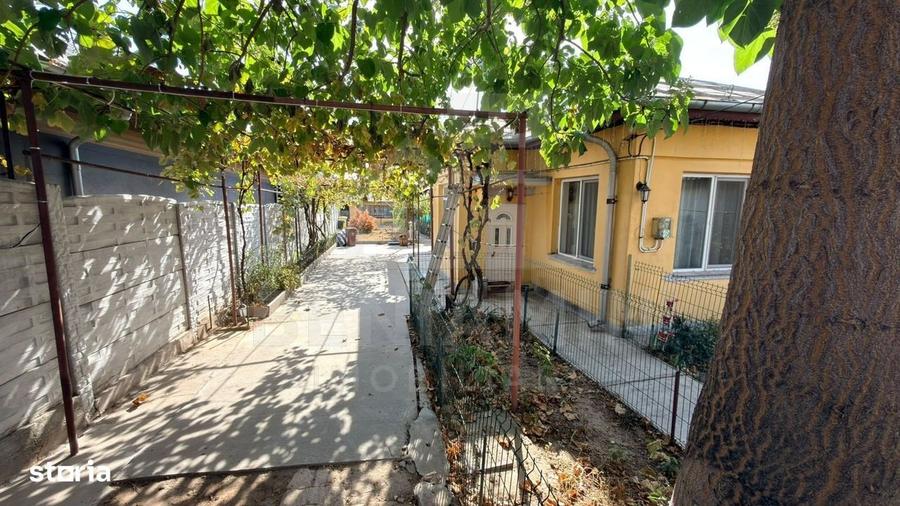 Casă cu 3 camere cu Canalizare în Lascăr Catargiu