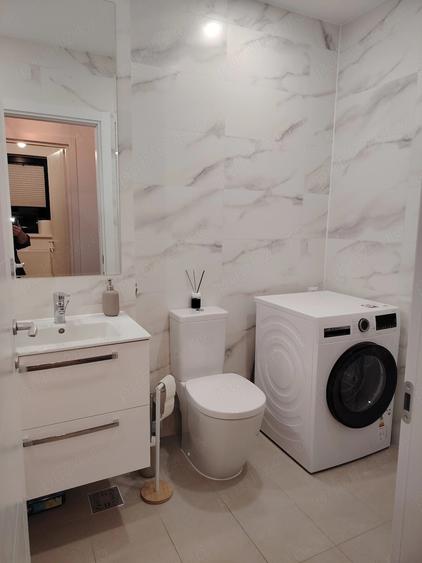 Apartament cu 2 camere semidecomandat în Titan