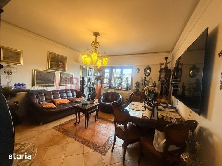 Apartament cu 4 camere decomandat în Titan