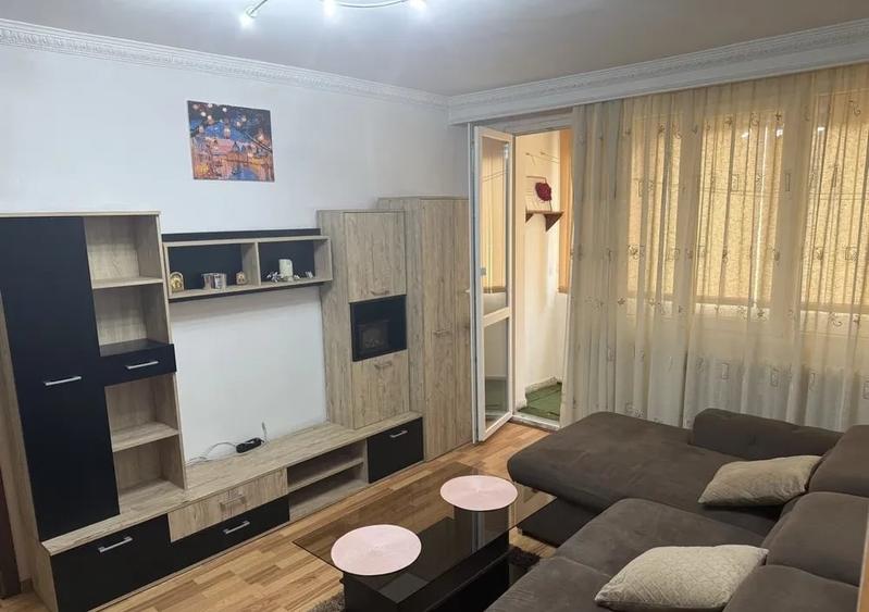 Apartament cu 2 camere semidecomandat, mobilat în Dristor