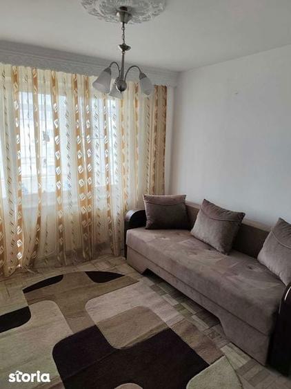 Apartament cu 2 camere decomandat în Cornișa