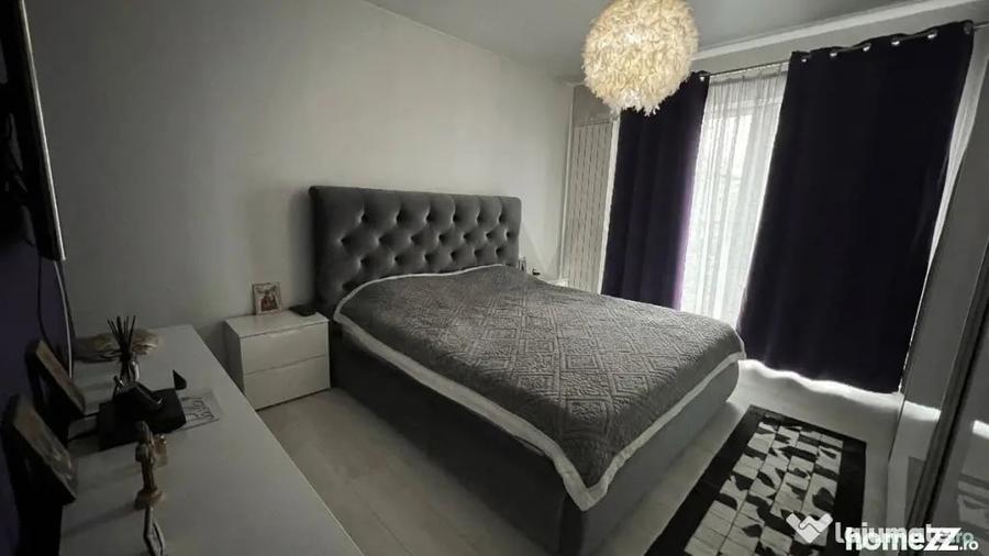 Apartament cu 3 camere decomandat în Muncii