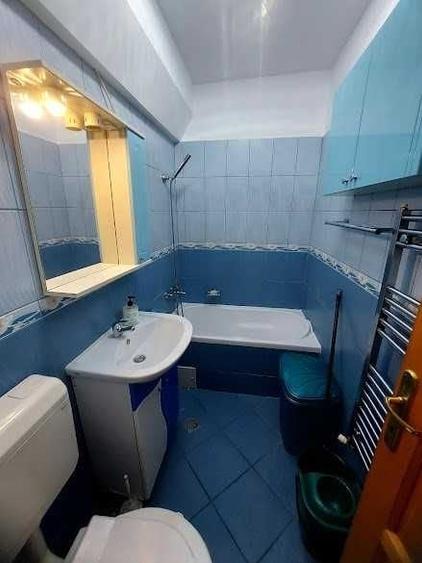 Garsonieră decomandată în Cantacuzino