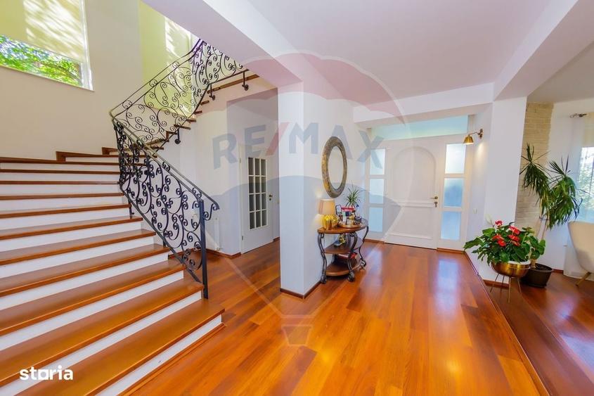 Casa eleganta in zona exclusivista, cu priveliste de vis - 2