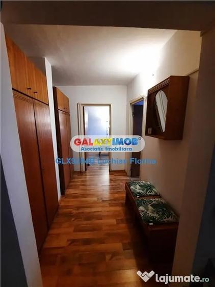 Apartament cu 2 camere decomandat în Titan