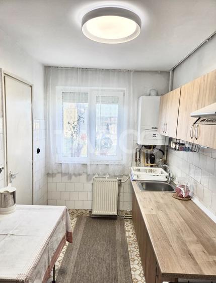 Apartament cu 4 camere decomandat, mobilat în Mănăștur
