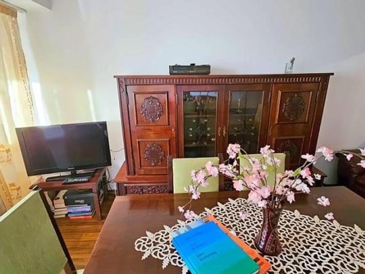 Penthouse cu 3 camere decomandat în Colentina