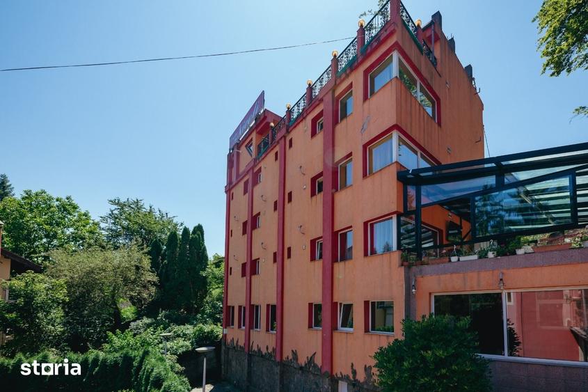 Casă cu Teren 650 Mp în Central
