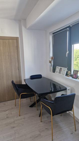 Apartament cu 2 camere decomandat în Lipovei