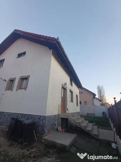 Inchiriez casa in Halchiu Bra?ov - 7