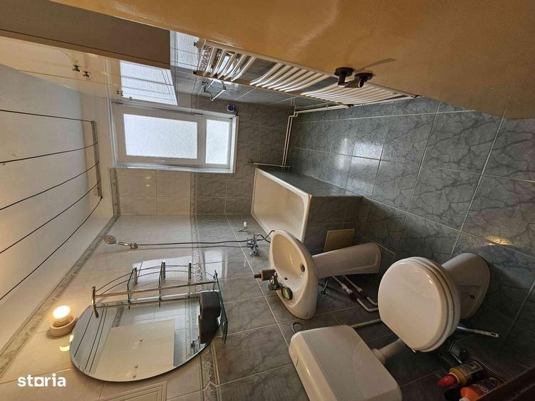 Apartament cu 2 camere în Micro 14