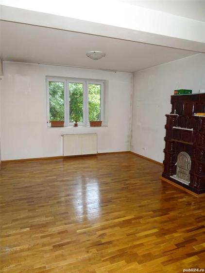 Casă cu 7 camere în Sălaj