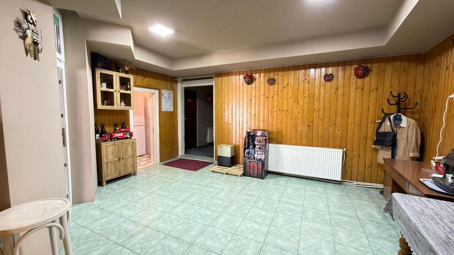 Spațiu comercial, de 161 mp, în Central