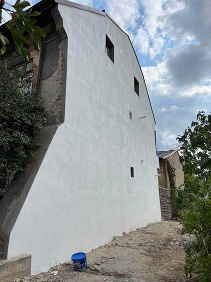Casă cu 3 camere în Iancului