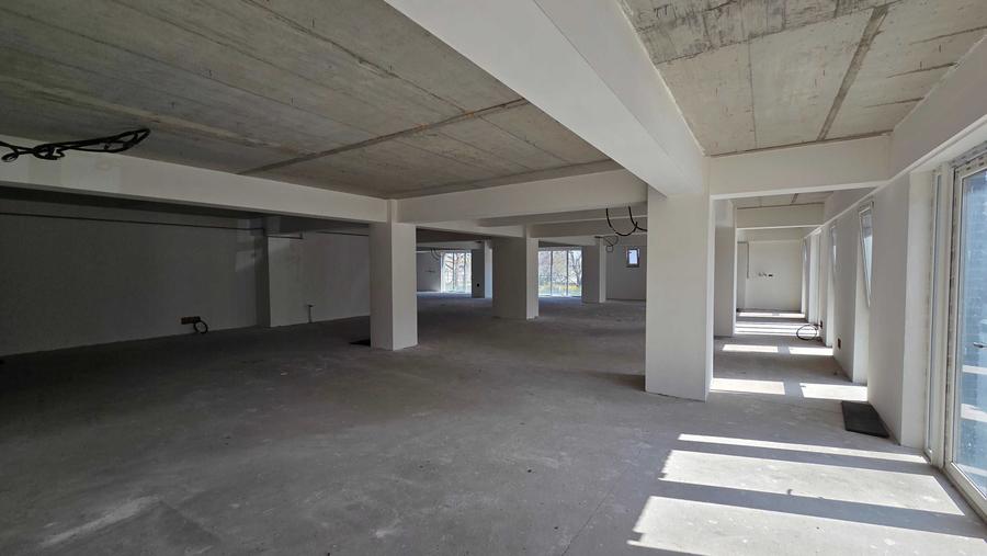 Spațiu comercial, de 40 mp, în Central