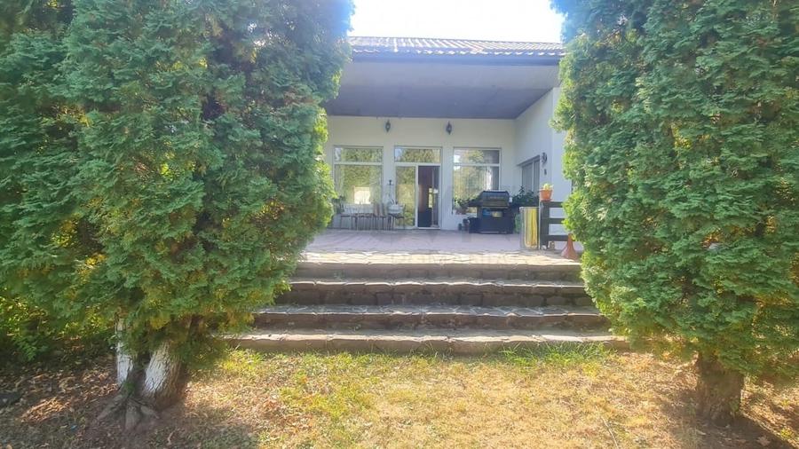 Casă individuală cu 7 camere cu Canalizare în Corbeanca
