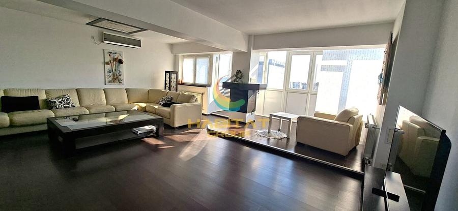 Apartament cu 2 camere semidecomandat în Berceni