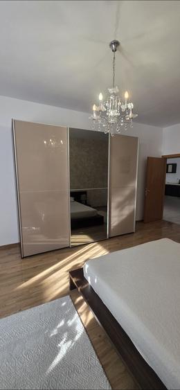 Apartament cu 2 camere semidecomandat în Plopilor