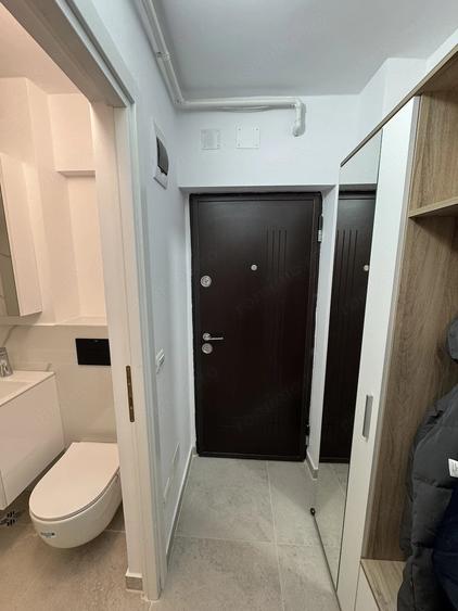 Garsonieră decomandată în Central