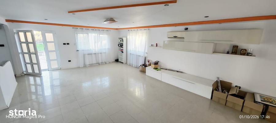 Casă cu 5 camere cu Teren 731 Mp în Lețcani
