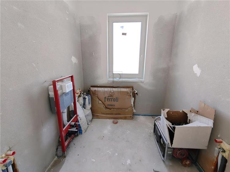 Duplex cu 3 camere cu Canalizare în Moșnița Nouă