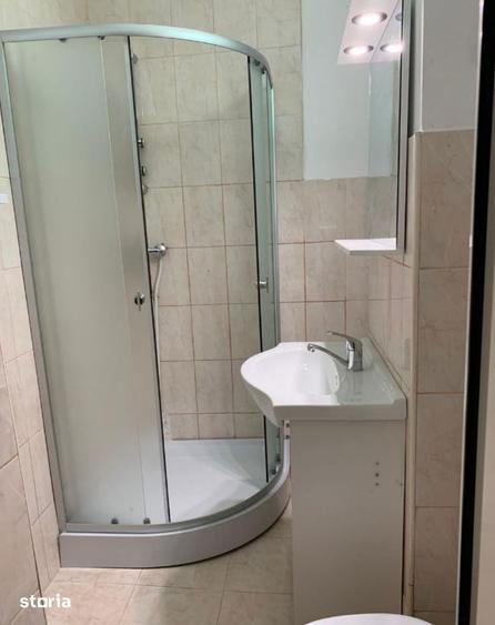 Garsonieră decomandată în Rahova