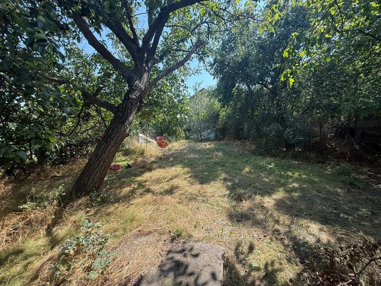 Casă individuală cu 4 camere cu Canalizare în Gruia