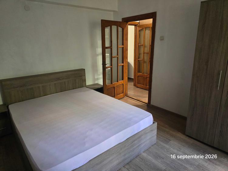 Apartament cu 2 camere semidecomandat în Calea Severinului