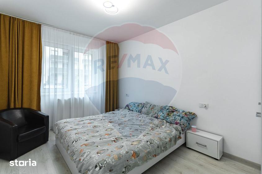 Apartament cu 3 camere, mobilat în Tractorul