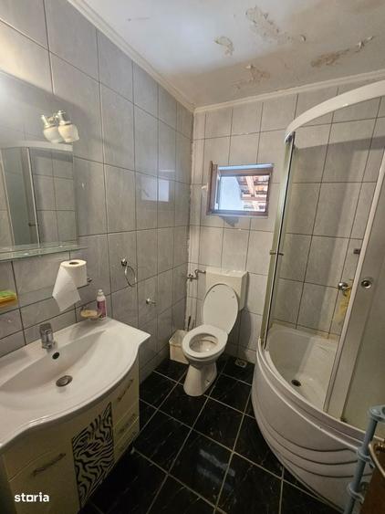 Casă cu 3 camere în Central