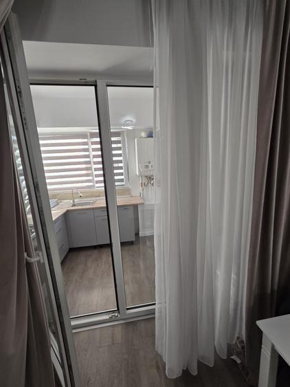 Apartament cu 2 camere decomandat în 13 Septembrie